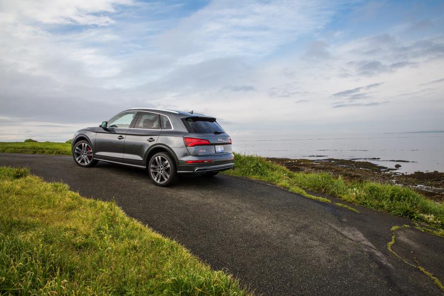 Audi SQ5 3.0 TFSI 2017 года  (NA) (фото 22 из 55)